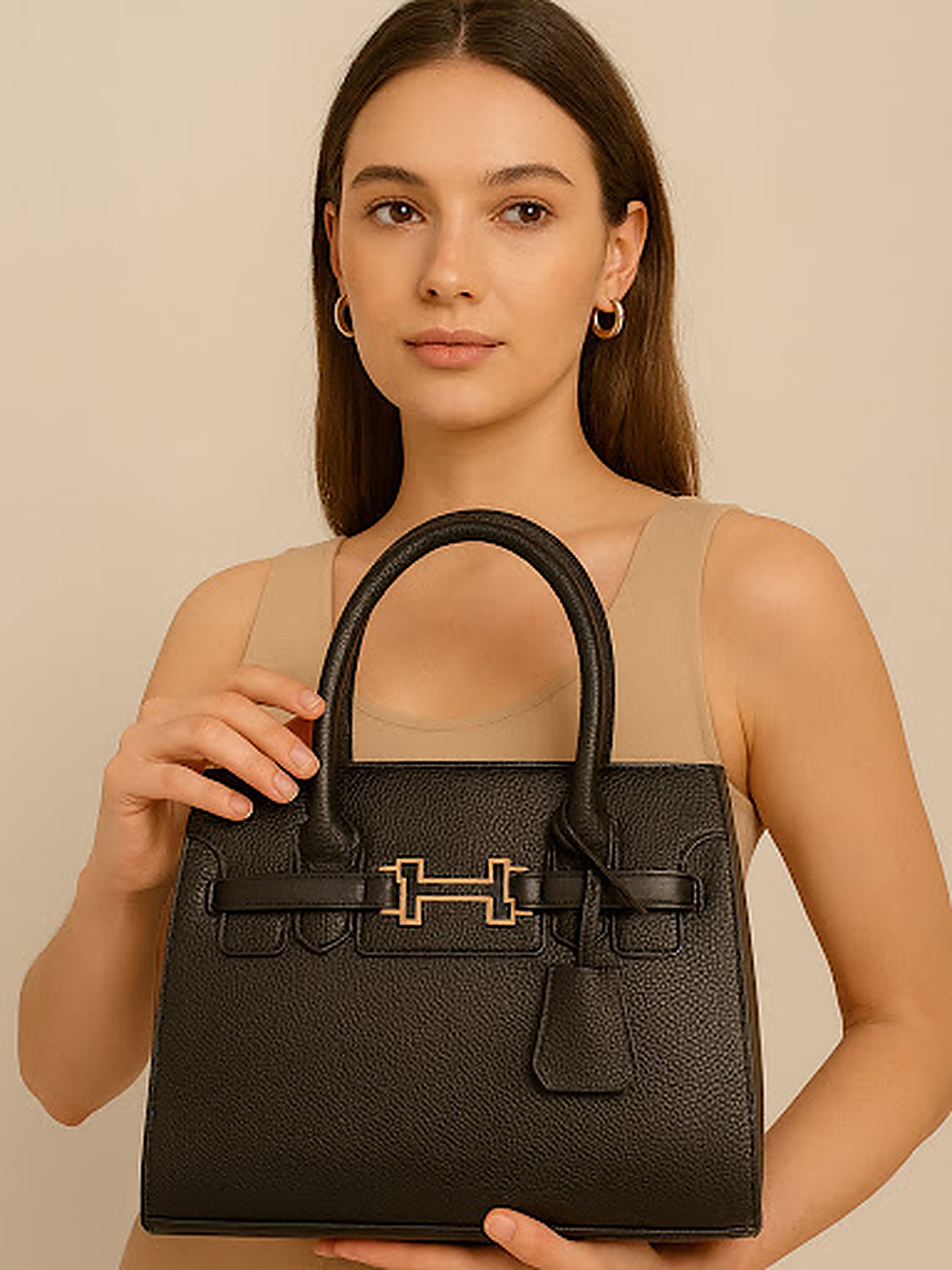 METIN craftsmanship - vegan leather bag hero banner